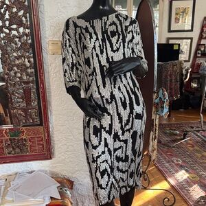 Chic Monochrome Long Sleeve Dress